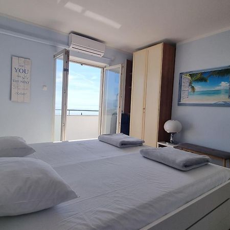 Apartment With Direct Sea View, Free Parking And Close To Beaches And Promenade Lovran Zewnętrze zdjęcie