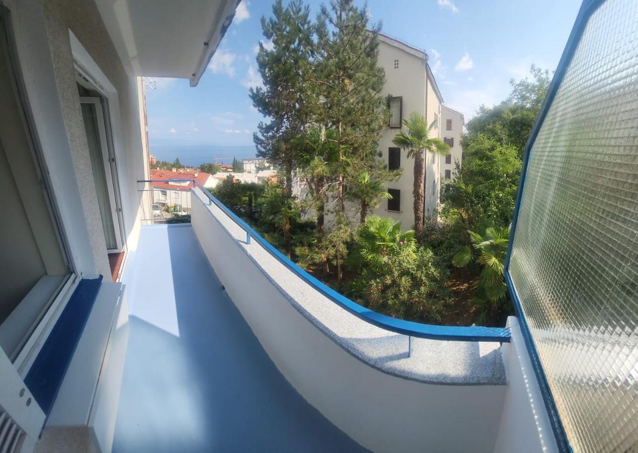 Apartment With Direct Sea View, Free Parking And Close To Beaches And Promenade Lovran Zewnętrze zdjęcie