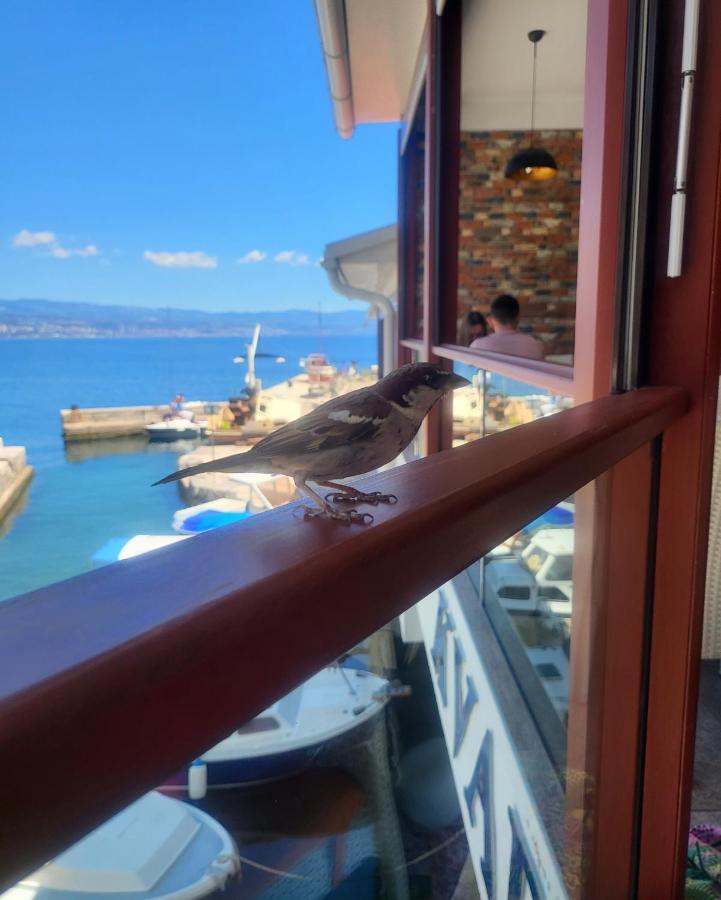 Apartment With Direct Sea View, Free Parking And Close To Beaches And Promenade Lovran Zewnętrze zdjęcie