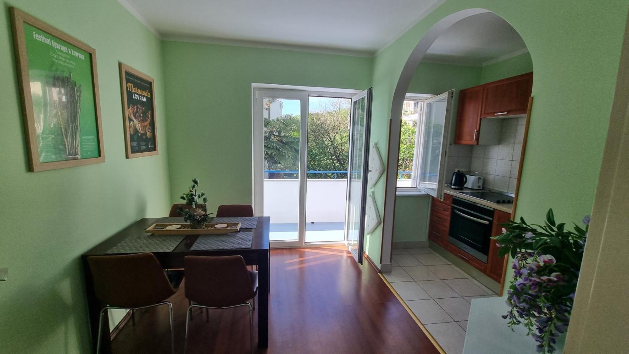 Apartment With Direct Sea View, Free Parking And Close To Beaches And Promenade Lovran Zewnętrze zdjęcie