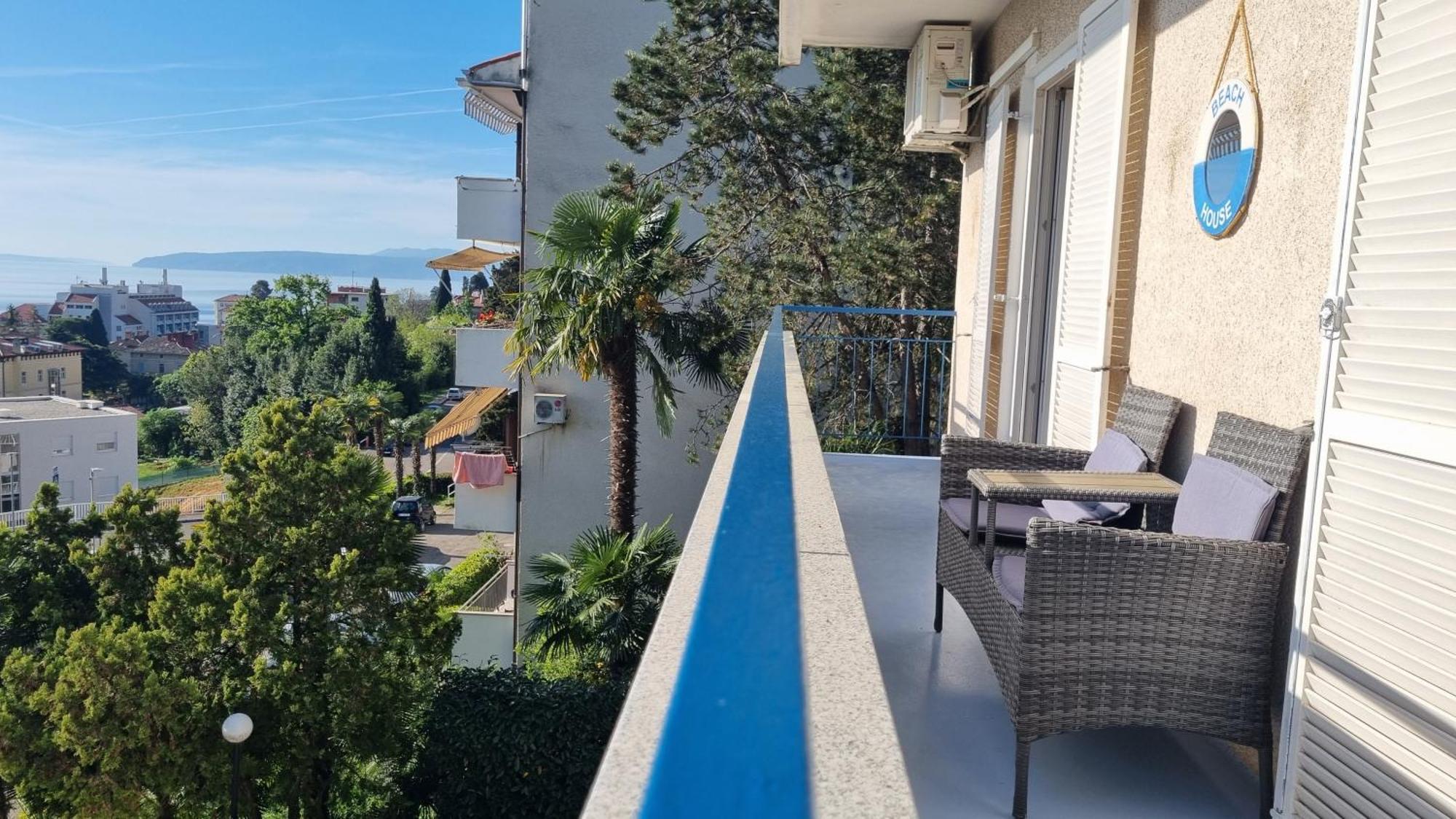 Apartment With Direct Sea View, Free Parking And Close To Beaches And Promenade Lovran Zewnętrze zdjęcie